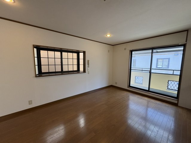 田中町3丁目　貸家の居間・リビング