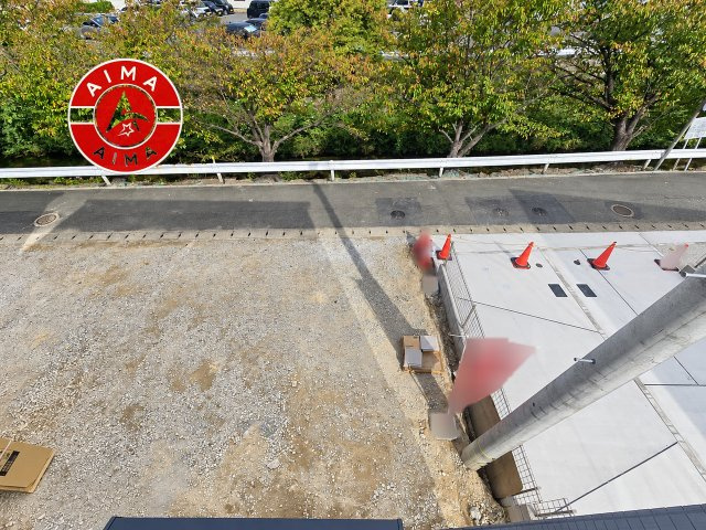 福岡市城南区長尾4丁目第3-6棟（4号棟）のバルコニー|風をしっかりと感じられるバルコニーでは、毎日が洗濯日和です。広々としているので洗濯も楽しくなるでしょうし、気分転換にバルコニーからの眺めを楽しむのもいいでしょう。