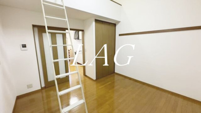 【居間・リビング】 | ミュウ壱番館 | 洋室のお部屋です。