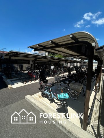 グランドパレス古市の駐輪場
