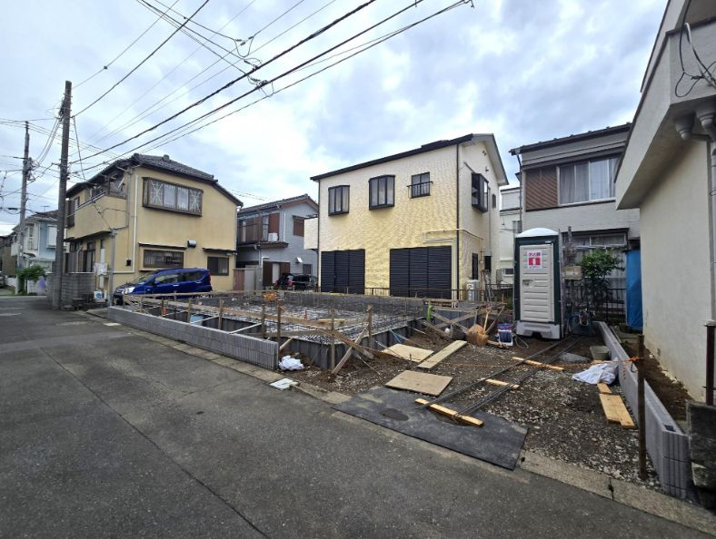 茅ヶ崎市高田2丁目新築戸建て　1号棟の前面道路含む現地写真|前面道路含む現地写真です