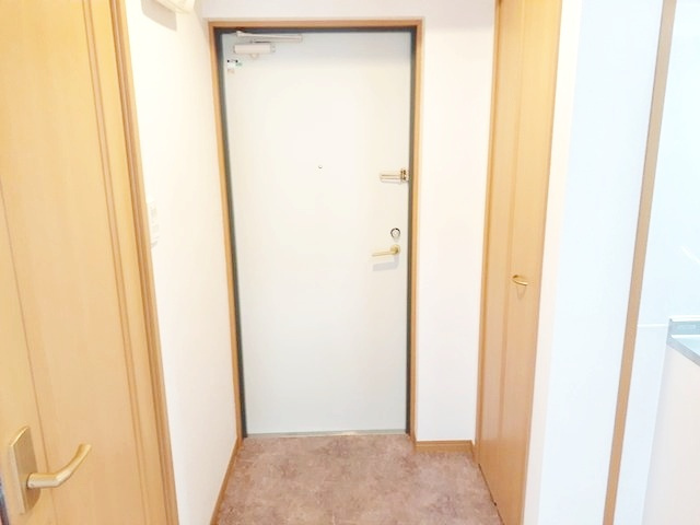 T＆A横浜白金の玄関