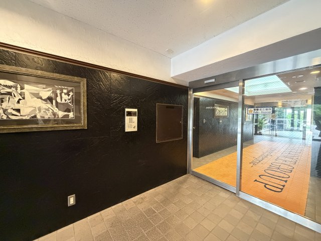 INSURANCE　BLDG.Ⅱのエントランス