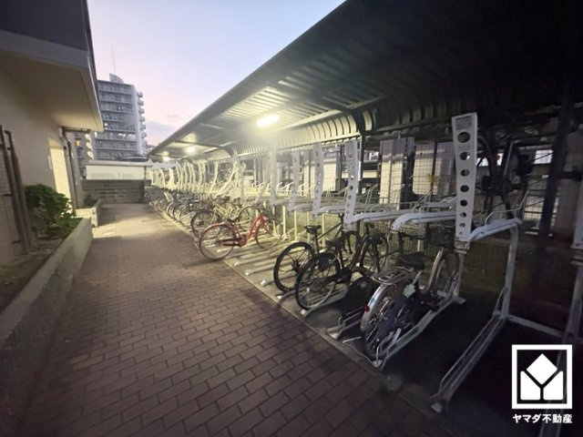藤和シティホームズ西宮東町の駐輪場