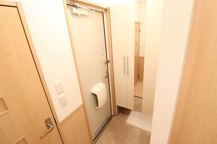 サンライズヒルDの玄関