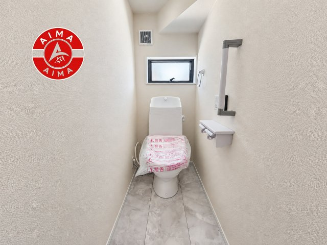 福岡市東区三苫2丁目第2-3棟（1号棟）のトイレ|トイレ・ウォシュレット付。快適で衛生的な洗浄機能付温水シャワートイレです。
