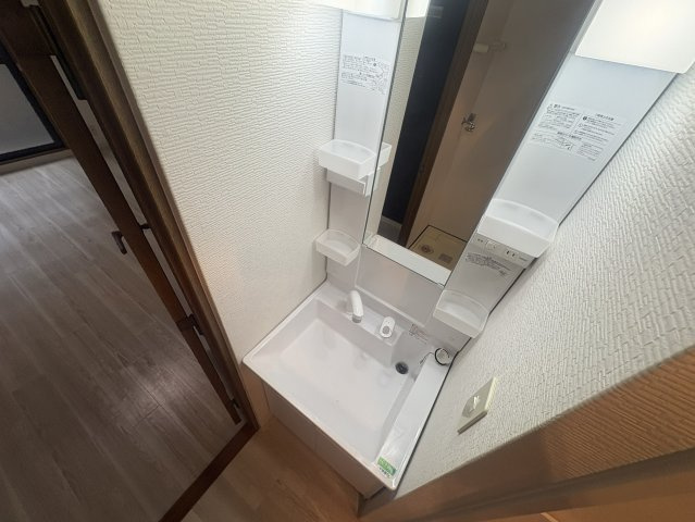 グランドステージ江坂の独立洗面台