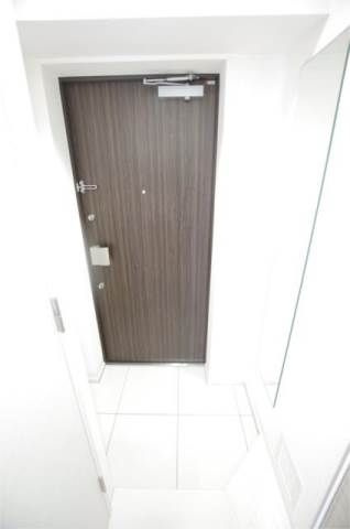 フュージョナル北赤羽DUEの玄関