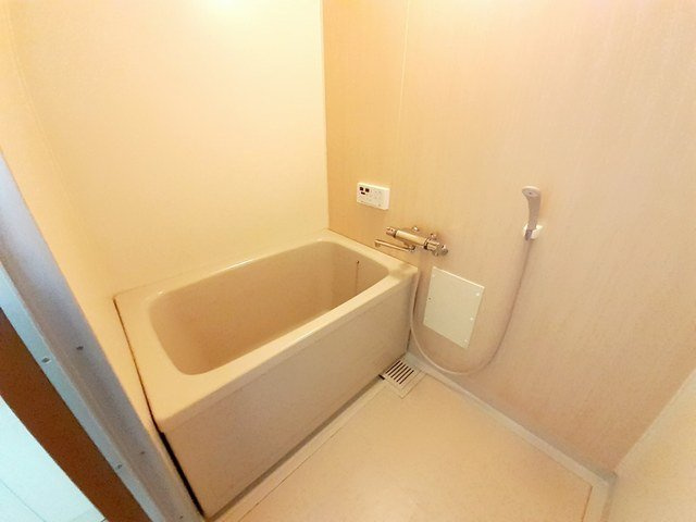 エステート春日井の浴室|お風呂で日々の疲れを落としましょう