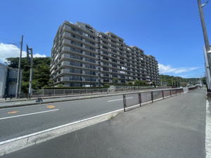 【 駅から平坦、海を感じるリフォーム履歴有2LDK 】ラブリハイツ湘南野比の画像