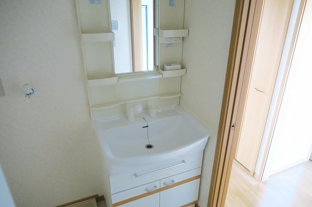 グランデオスの洗面所|忙しい朝には欠かせない洗面所です