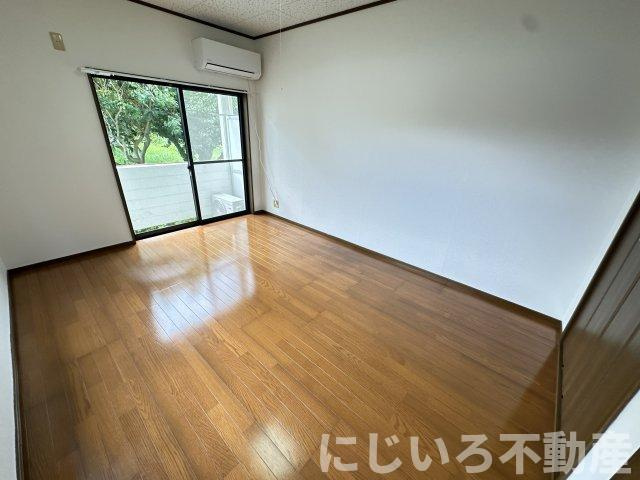 ハイツ中山の寝室