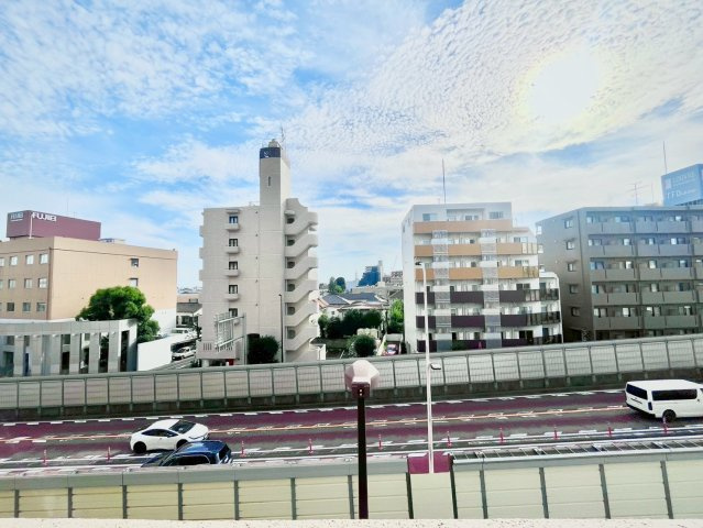日商岩井碑文谷マンションの展望|2026.07.11撮影

現地ご見学希望・資料請求などお気軽にお問い合わせ下さい！
03-5990-5201