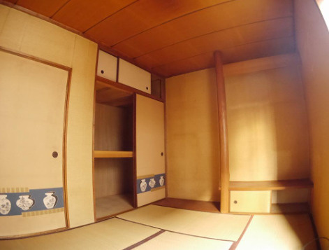 魚住町西岡貸家の和室