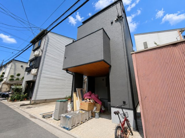 西ノ京西中合町の外観