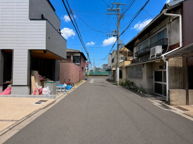 西ノ京西中合町の前面道路含む現地写真
