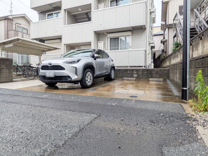 Alfieriの駐車場