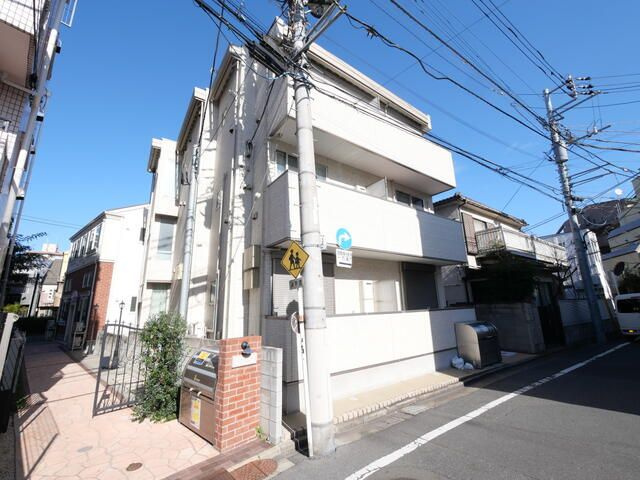 ピュール池袋の外観