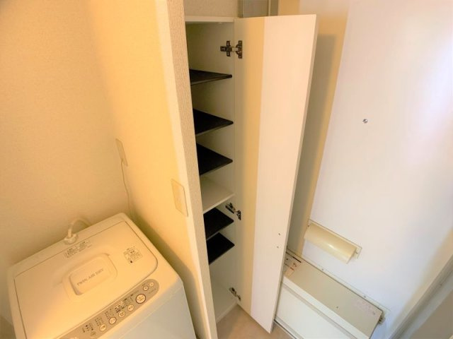 レオパレス東合川Ⅱの玄関|(1F)設備・仕様は号室により異なる為、現況を優先致します。