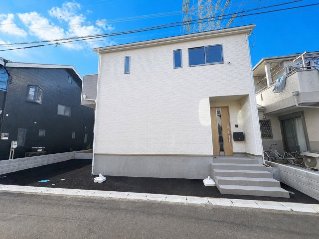 三郷市　戸ケ崎1丁目　新築戸建　全1棟の居間・リビング|施工例です