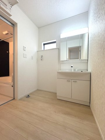 三郷市　戸ケ崎1丁目　新築戸建　全1棟のキッチン|お料理しやすいキッチンです