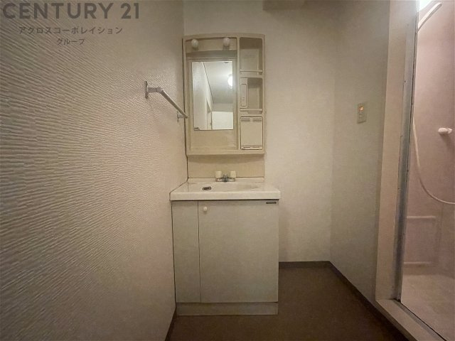 独立洗面化粧台付きでオススメです！