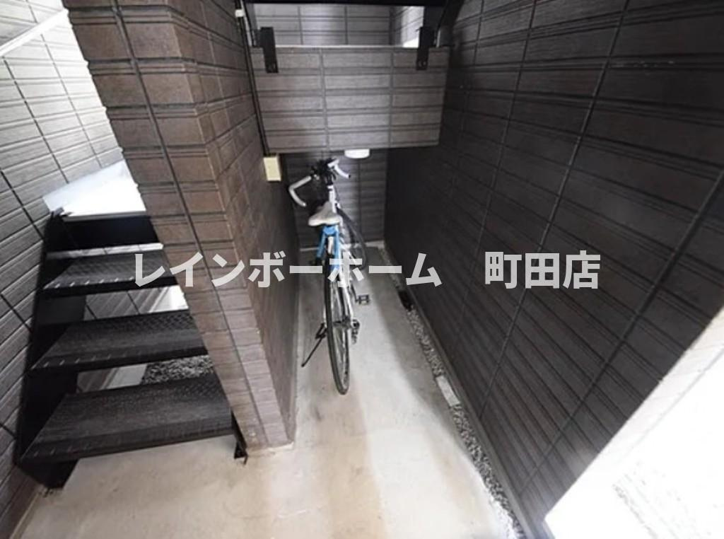 ニューゲート橋本※初期費用分割後払いサービス利用可能物件のロビー