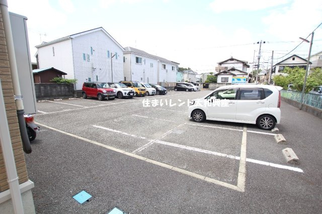 パル（Pal）相武台の駐車場