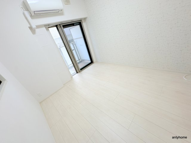 フェールヴィル阿波座　仲介手数料無料の寝室