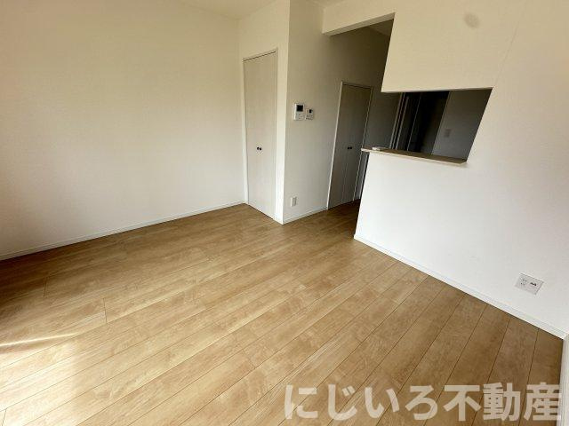 クラシア津乃峰の居間・リビング