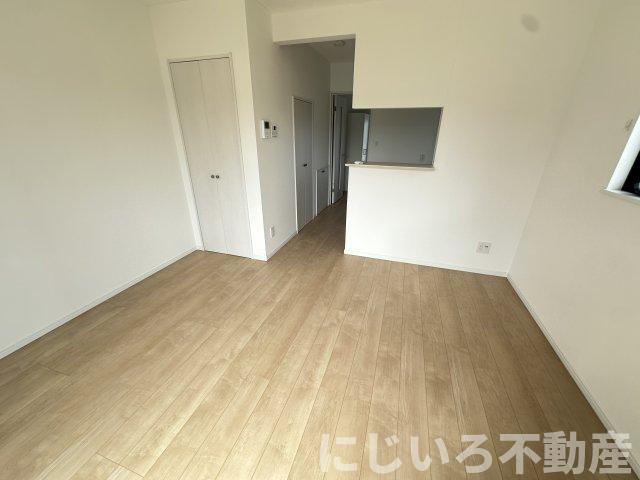 クラシア津乃峰の居間・リビング