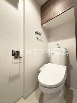 【トイレ】 | コンフォリア・リヴ品川西大井 | 落ち着いた色調のトイレです