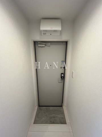 LOFT AOI（ロフト アオイ）の玄関