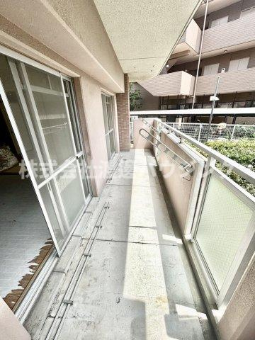 フォレスト箕面のバルコニー