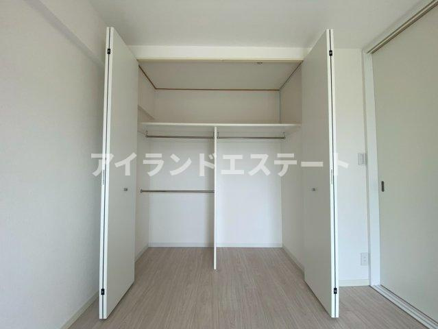SOCIETY KAKINOKIZAKA ANNEX　敷地内駐車場有　オートロック　ファミリー向けの収納