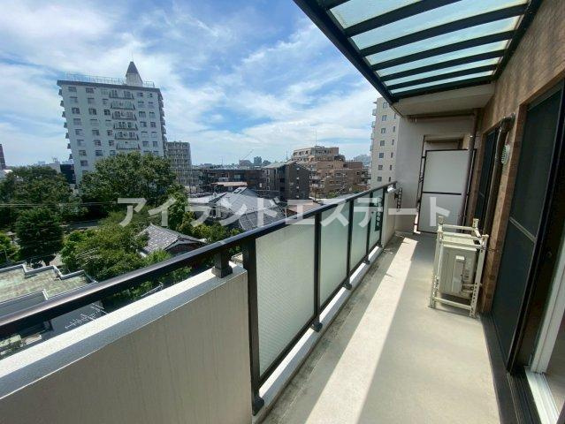 SOCIETY KAKINOKIZAKA ANNEX　敷地内駐車場有　オートロック　ファミリー向けのバルコニー