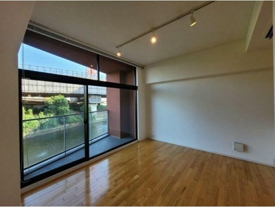 【居間・リビング】 | 開洋館 | 開放感のあるゆったりとしたお部屋です♪