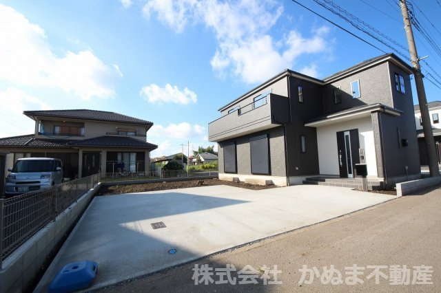 ハートフルタウン鹿沼市幸町1丁目新築の駐車場|〇駐車場〇
2台分ございます。（車種による）2026.10.2撮影