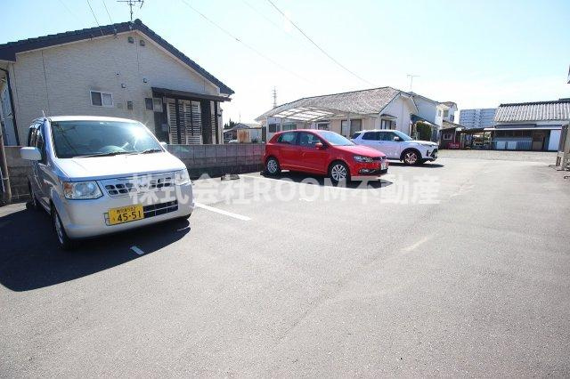 ソラティオの駐車場