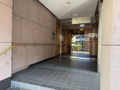 【周辺】 | ガーデンハイツ小平1番館 ３F | オートロック　エントランス