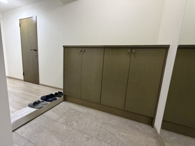 【玄関】 | ガーデンハイツ小平1番館 ３F | おおきなシューズボックス付