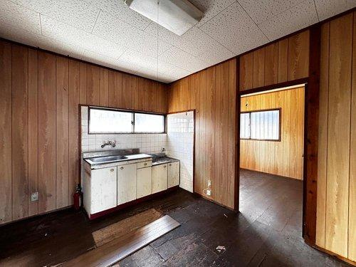 宇栄原戸建ての居間・リビング