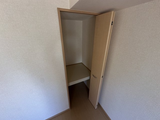 グランモア　Ａ/Ｂの玄関|高崎、前橋、伊勢崎エリアのお部屋探しはエンドスケープまで！お客様の理想お聞かせ下さい♪
