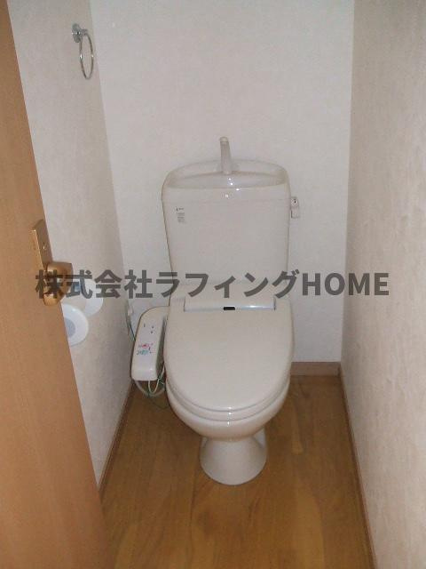 レユシール坂の上のトイレ