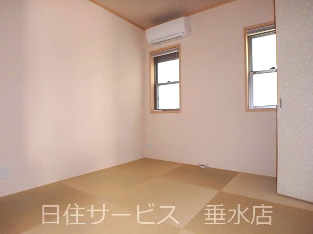伊川谷町長坂戸建の和室|和室です