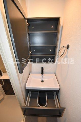 セレニテ難波グランデノール