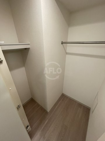 サザンクレストなんば南の収納|サザンクレストなんば南　ウォークインクローゼット