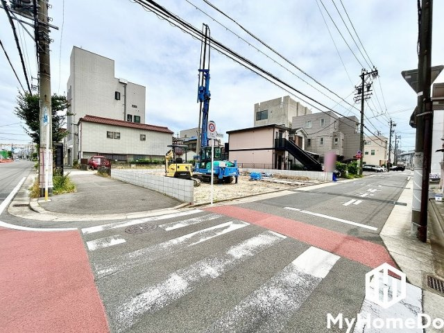 北区清水2丁目の前面道路含む現地写真