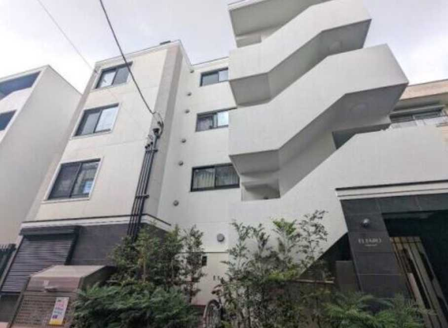 エルファーロ三軒茶屋Ⅱ　ペット相談　築浅　礼金０の外観