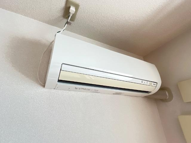 クレストール川島の設備|エアコン